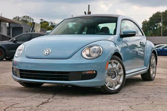 2013 Volkswagen Beetle 2.5L Fender Edition Hatchback 2D