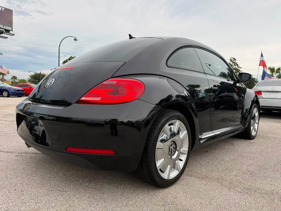 2013 Volkswagen A5 Beetle - Image 3 of 13