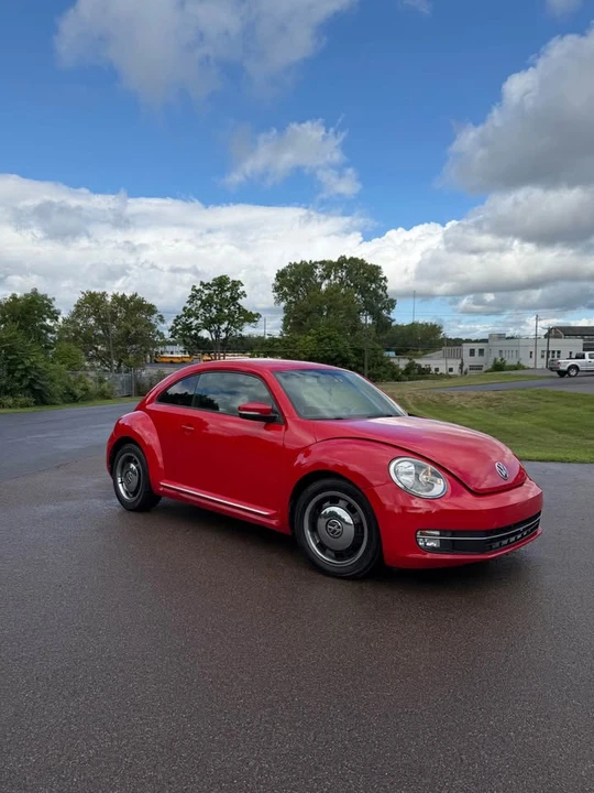 2013 Volkswagen A5 Beetle - Image 2 of 12