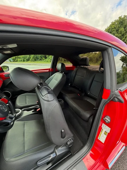 2013 Volkswagen A5 Beetle - Image 9 of 12