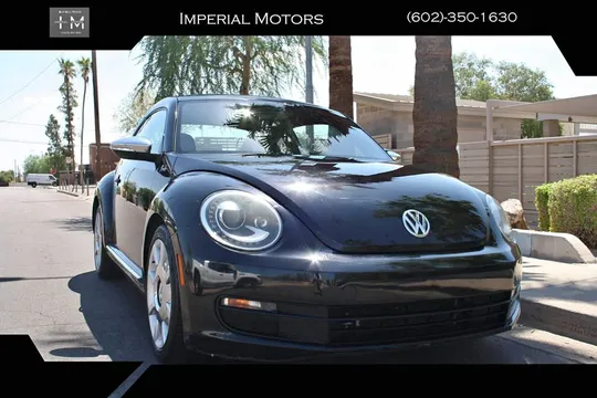 2013 Volkswagen Beetle 2.5L Fender Edition