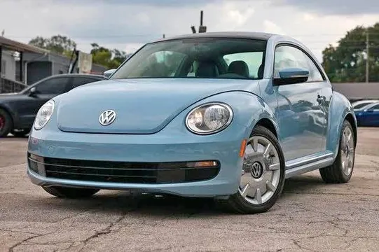 2013 Volkswagen Beetle 2.5L Fender Edition Hatchback 2D