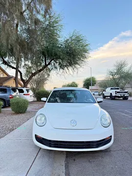 2013 Volkswagen Beetle 2.5L Hatchback
