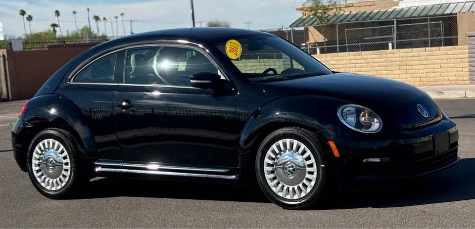 2013 Volkswagen A5 Beetle - Image 3 of 10