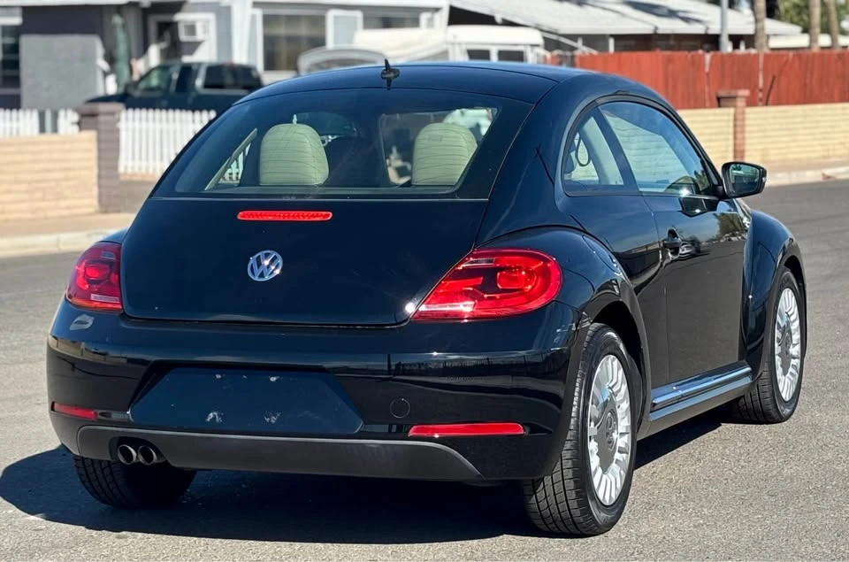2013 Volkswagen A5 Beetle - Image 4 of 10