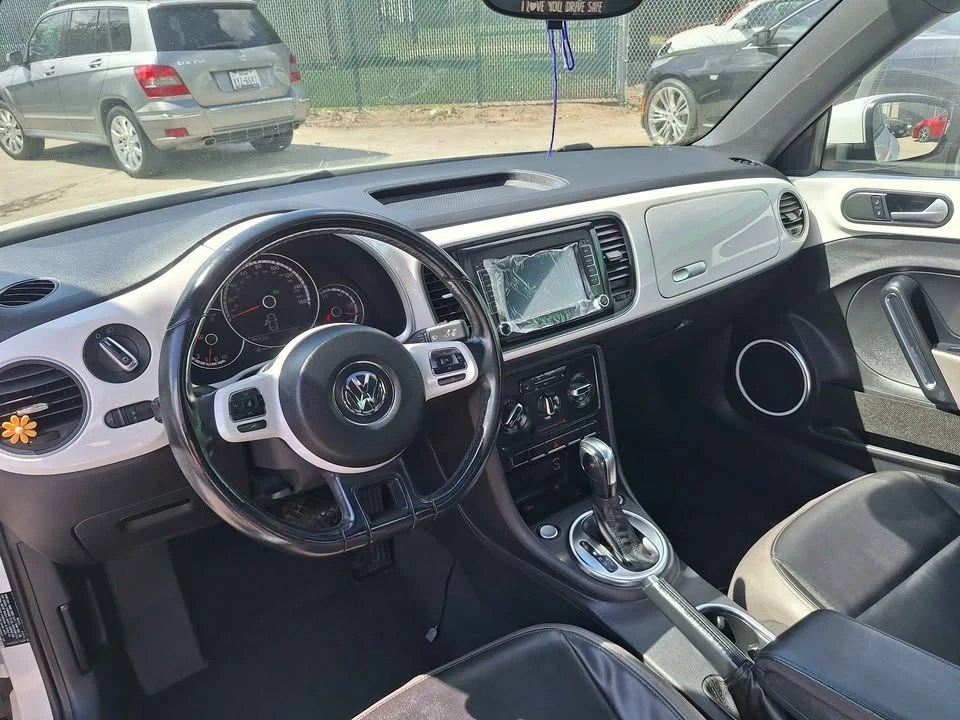 2013 Volkswagen A5 Beetle - Image 13 of 20