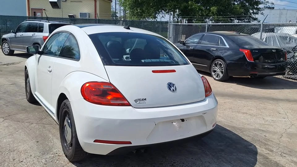 2013 Volkswagen A5 Beetle - Image 20 of 20