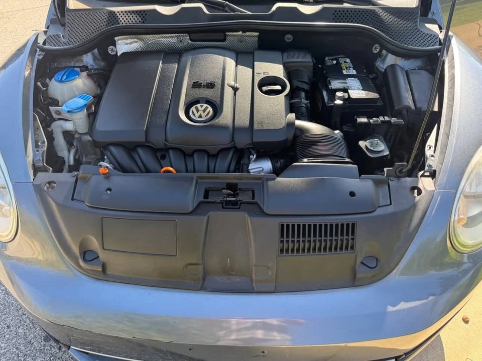 2013 Volkswagen A5 Beetle - Image 11 of 19