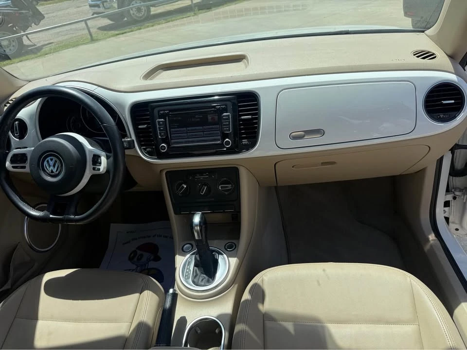 2013 Volkswagen A5 Beetle - Image 7 of 17