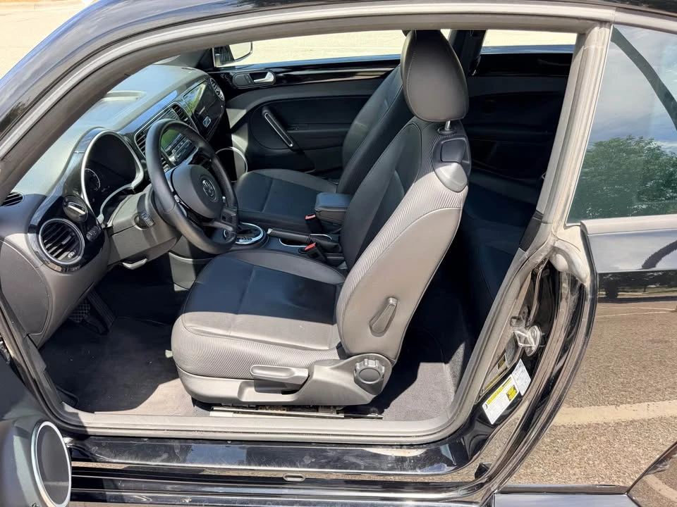 2013 Volkswagen A5 Beetle - Image 14 of 17