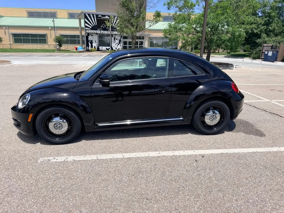 2013 Volkswagen A5 Beetle - Image 3 of 17