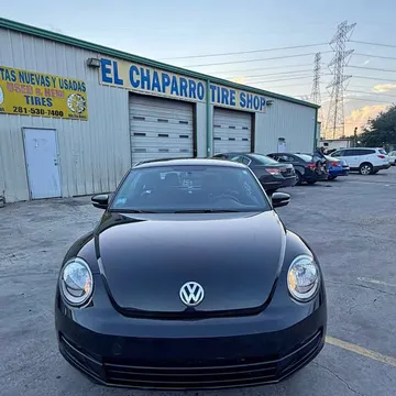 2013 Volkswagen Beetle · 2.5L Hatchback 2D