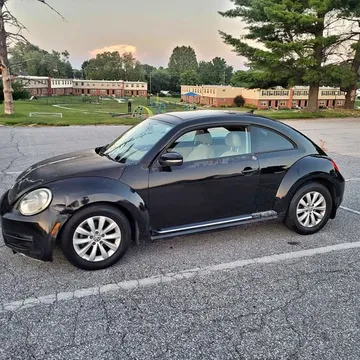 2013 Volkswagen Beetle 2.5L Hatchback