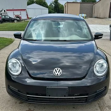2013 Volkswagen Beetle 2.5L Hatchback