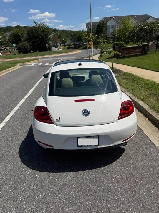 2013 Volkswagen A5 Beetle - Image 4 of 20