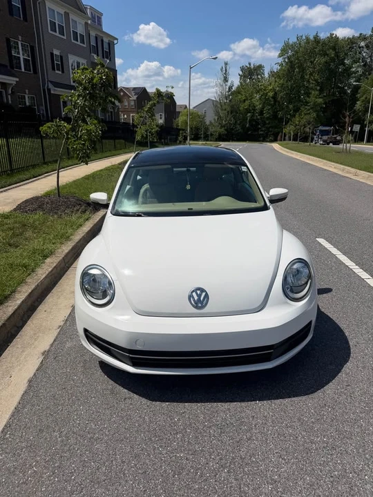 2013 Volkswagen A5 Beetle - Image 2 of 20