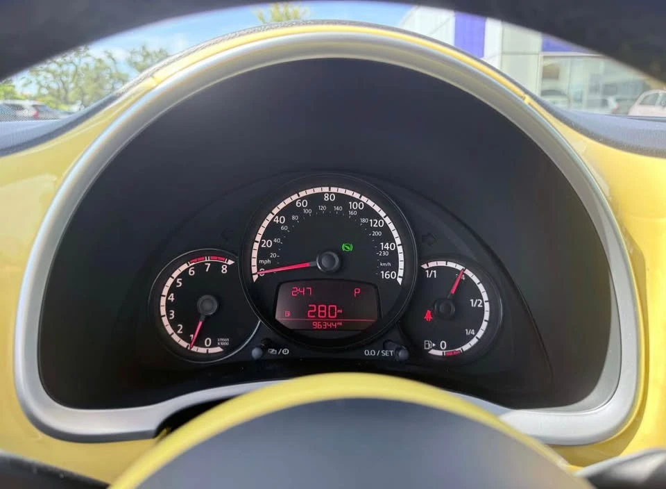 2013 Volkswagen A5 Beetle - Image 12 of 14