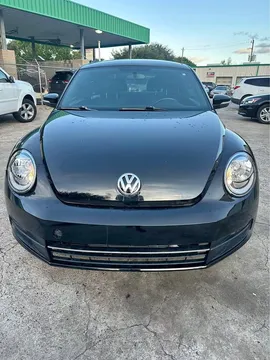 2013 Volkswagen Beetle 2.5L Hatchback 2D