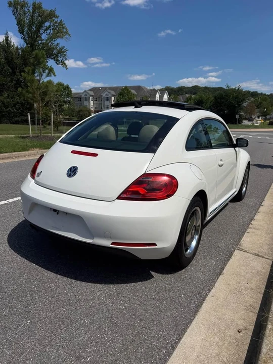 2013 Volkswagen A5 Beetle - Image 6 of 20