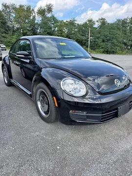2013 Volkswagen Beetle 2.5L Hatchback