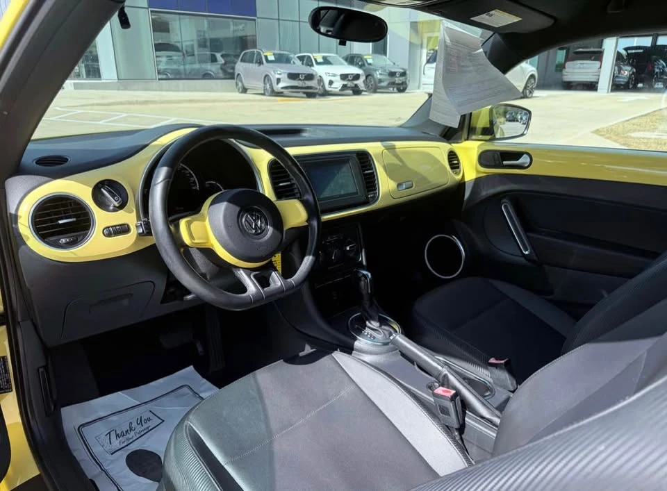 2013 Volkswagen A5 Beetle - Image 9 of 14