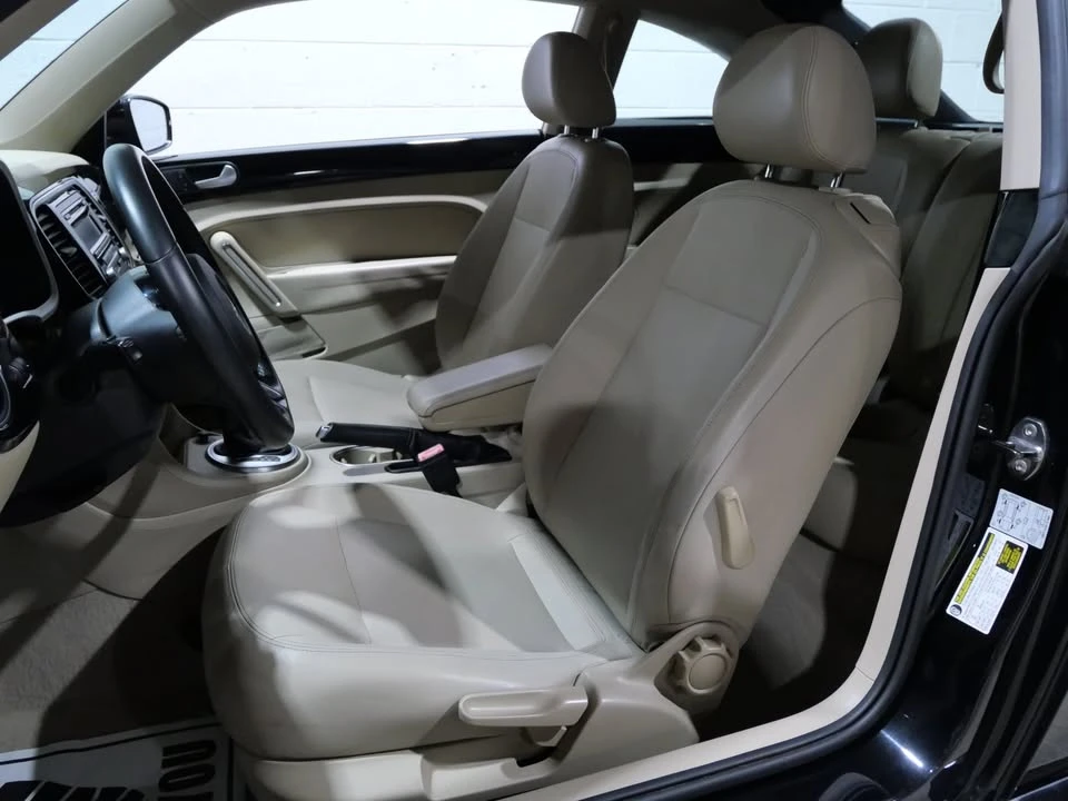 2013 Volkswagen A5 Beetle - Image 12 of 20