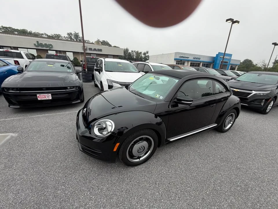 2013 Volkswagen A5 Beetle - Image 3 of 11