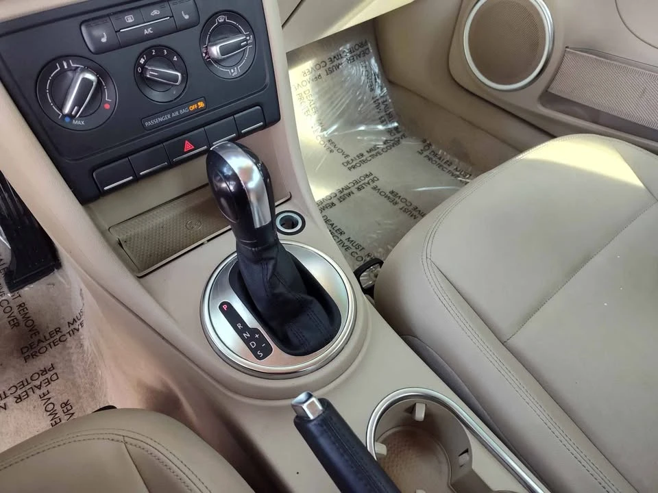 2013 Volkswagen A5 Beetle - Image 12 of 18