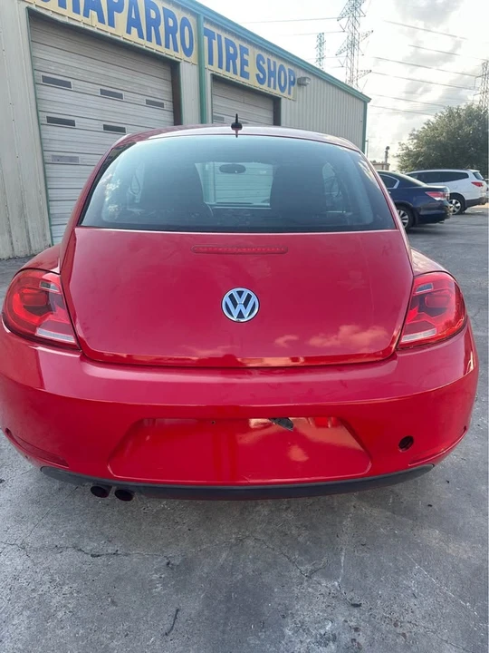 2013 Volkswagen A5 Beetle - Image 17 of 17