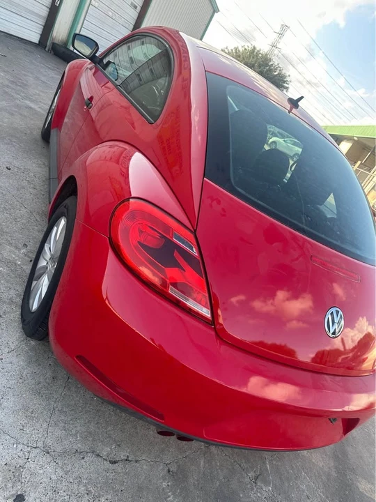 2013 Volkswagen A5 Beetle - Image 13 of 17
