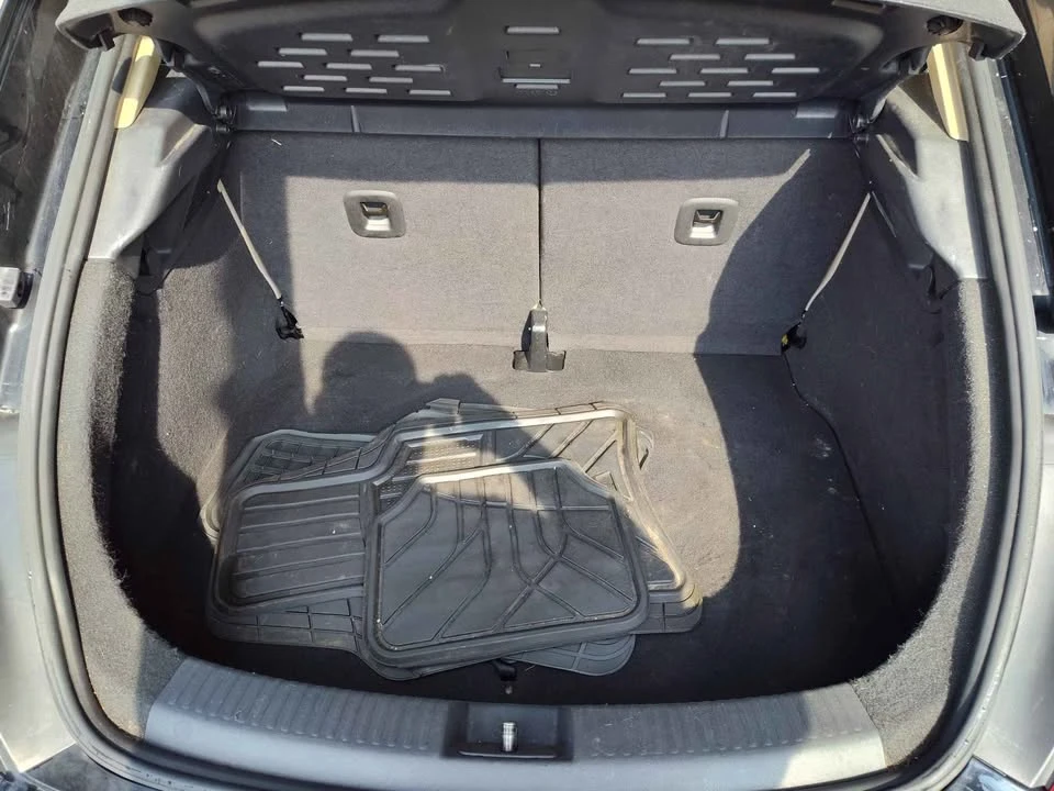 2013 Volkswagen A5 Beetle - Image 8 of 18