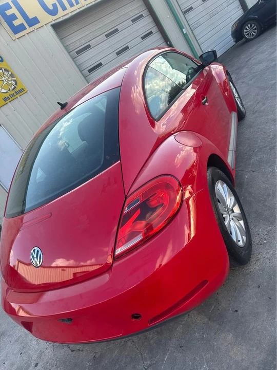 2013 Volkswagen A5 Beetle - Image 14 of 17
