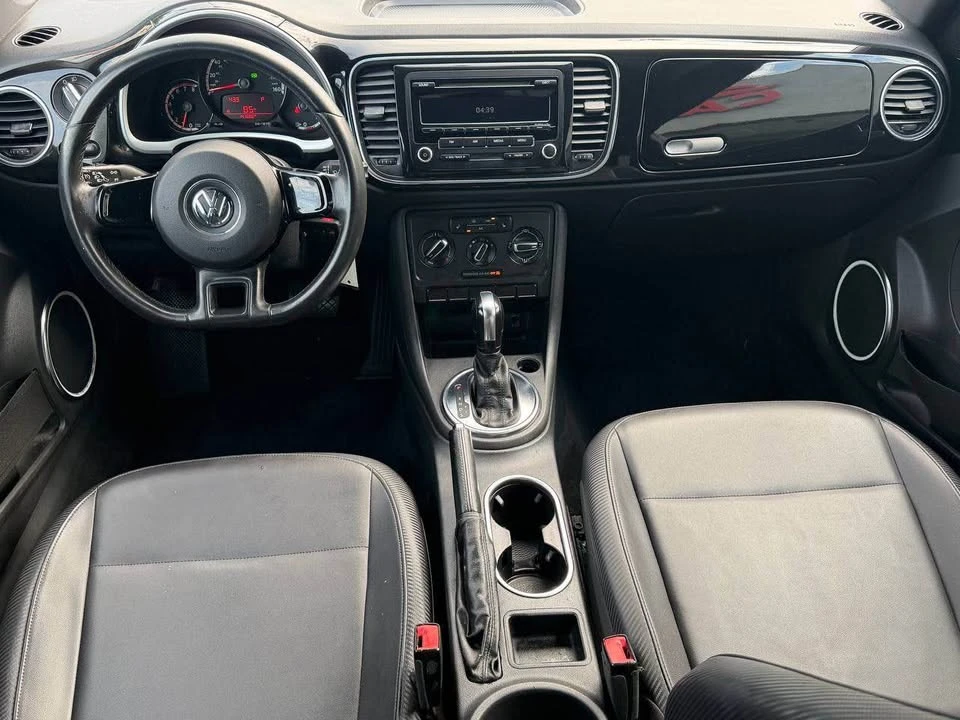 2013 Volkswagen A5 Beetle - Image 9 of 15