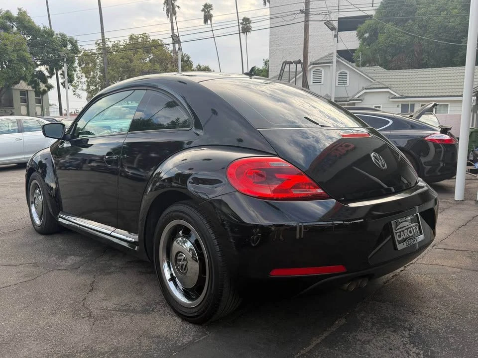 2013 Volkswagen A5 Beetle - Image 8 of 15