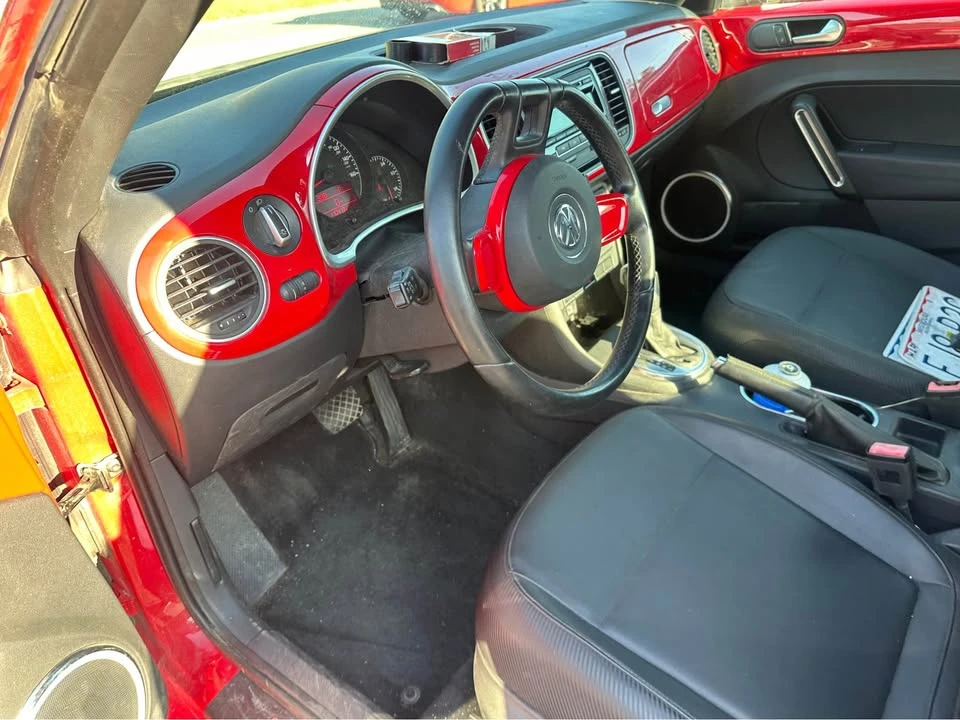 2013 Volkswagen A5 Beetle - Image 2 of 14