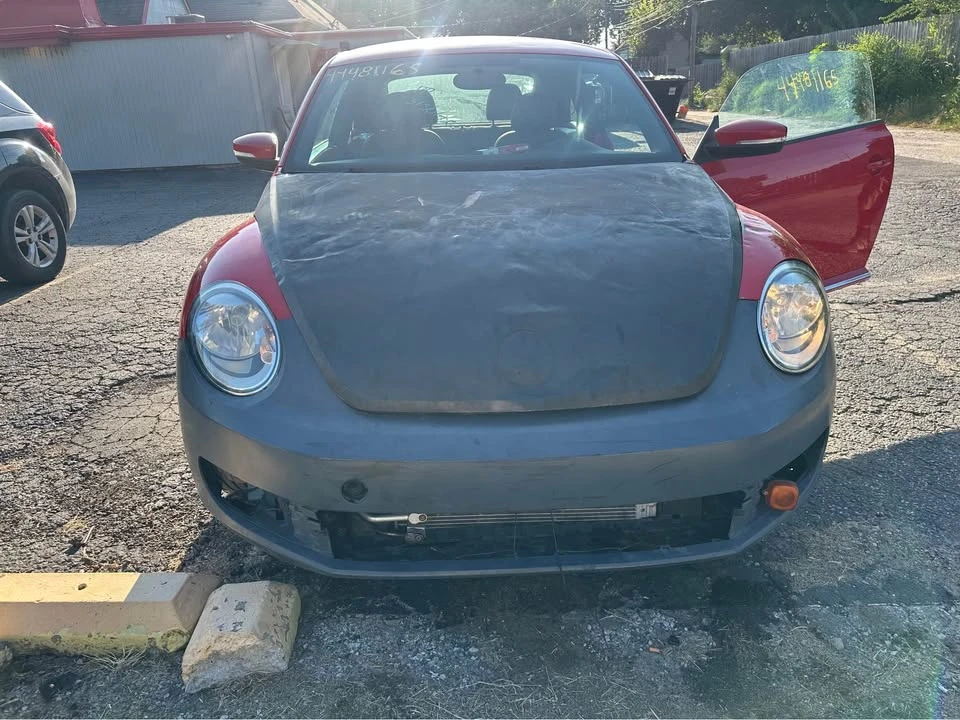2013 Volkswagen A5 Beetle - Image 11 of 14