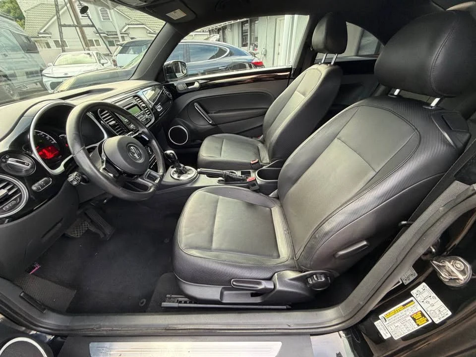 2013 Volkswagen A5 Beetle - Image 11 of 15
