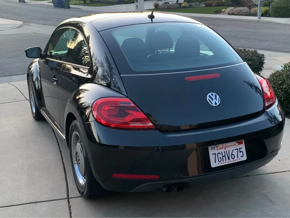 2013 Volkswagen A5 Beetle - Image 2 of 10