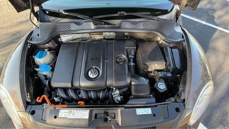 2013 Volkswagen A5 Beetle - Image 6 of 9