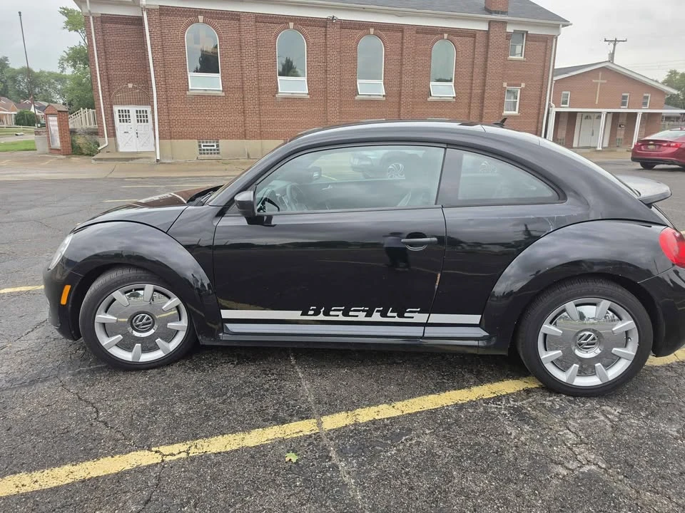 2013 Volkswagen A5 Beetle - Image 4 of 11