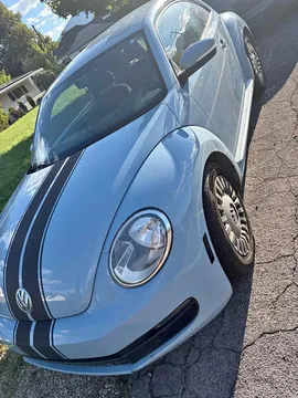 2013 Volkswagen Beetle 2.5L Hatchback 2D