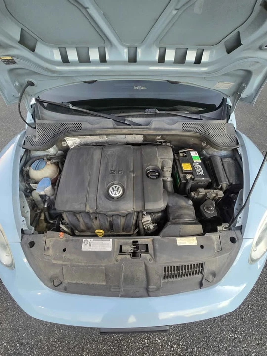 2013 Volkswagen A5 Beetle - Image 13 of 18