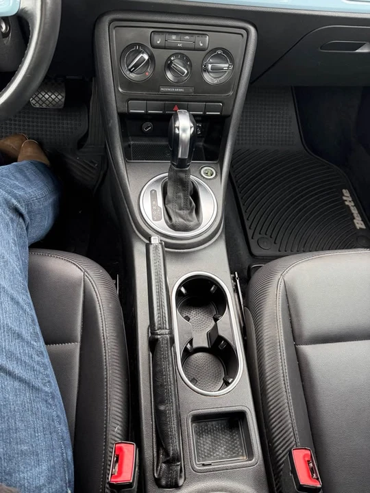 2013 Volkswagen A5 Beetle - Image 9 of 13