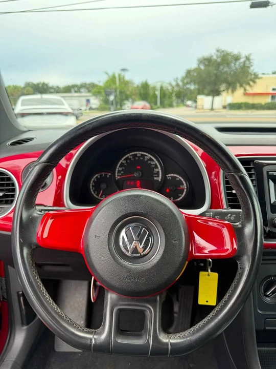 2013 Volkswagen A5 Beetle - Image 5 of 11