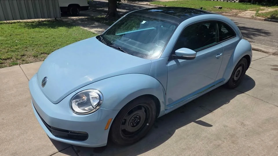 2013 Volkswagen A5 Beetle - Image 4 of 20