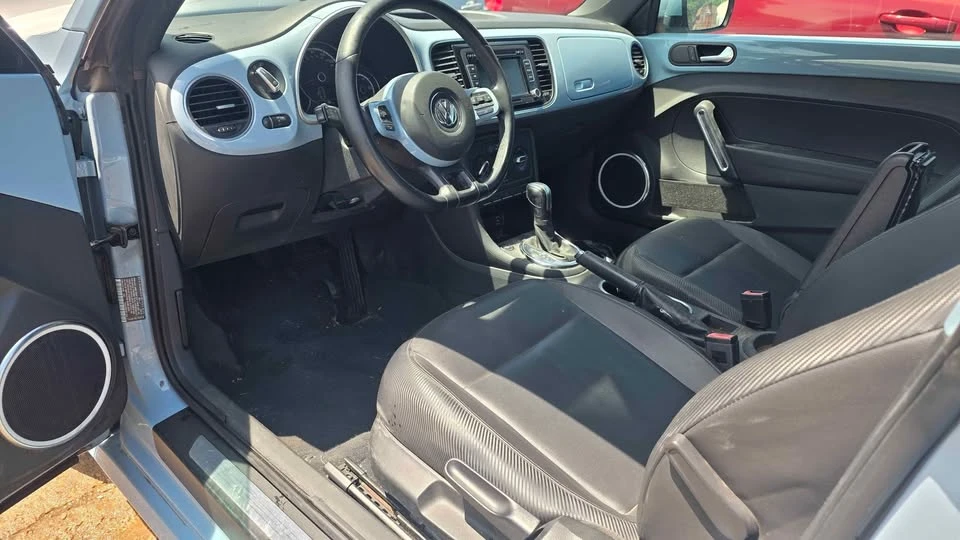 2013 Volkswagen A5 Beetle - Image 12 of 20