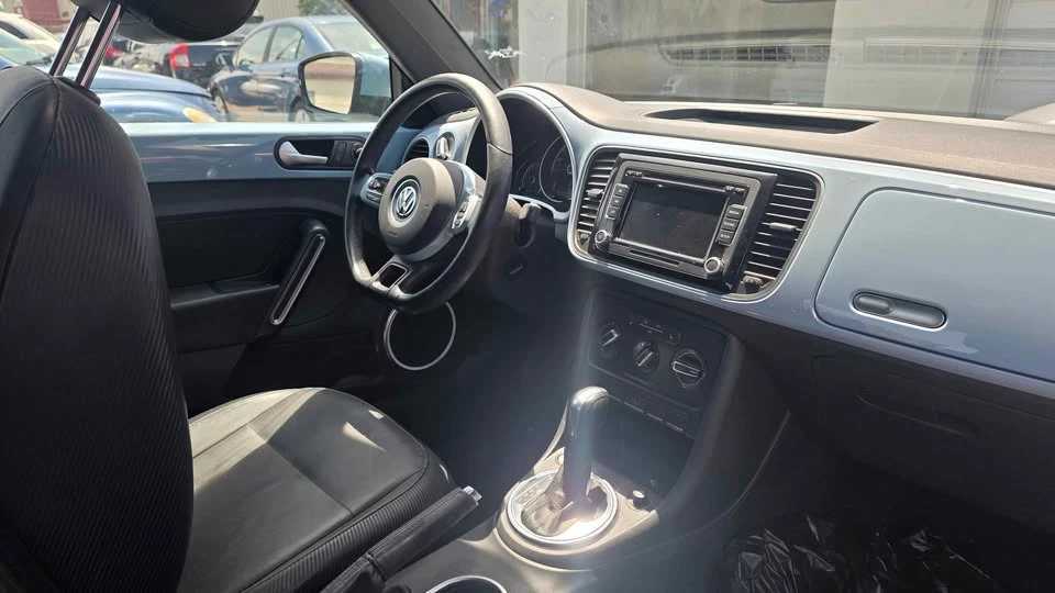 2013 Volkswagen A5 Beetle - Image 11 of 20