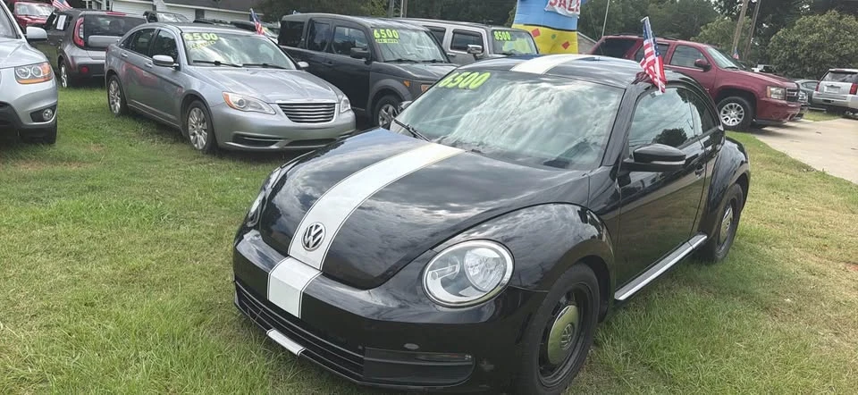 2013 Volkswagen A5 Beetle - Image 2 of 5