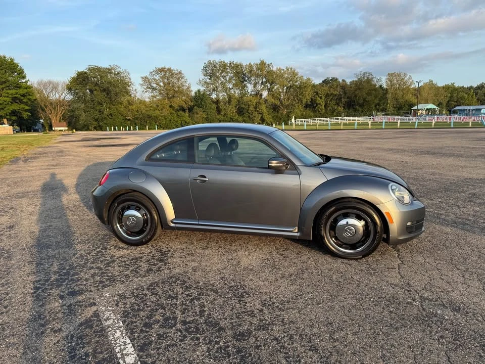 2013 Volkswagen A5 Beetle - Image 3 of 14