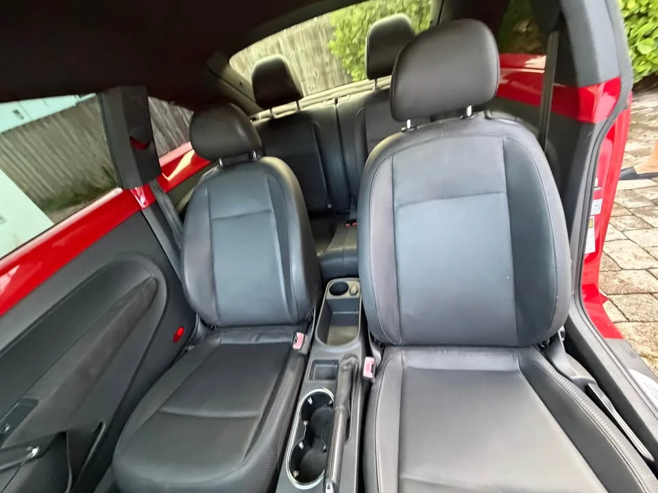 2013 Volkswagen A5 Beetle - Image 8 of 12